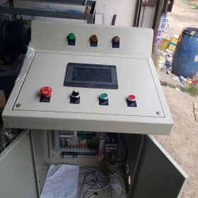 Tủ điện máy đan lưới B40